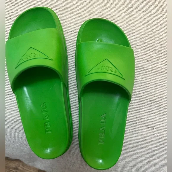 Prada rubber slides - Picture 1 of 3